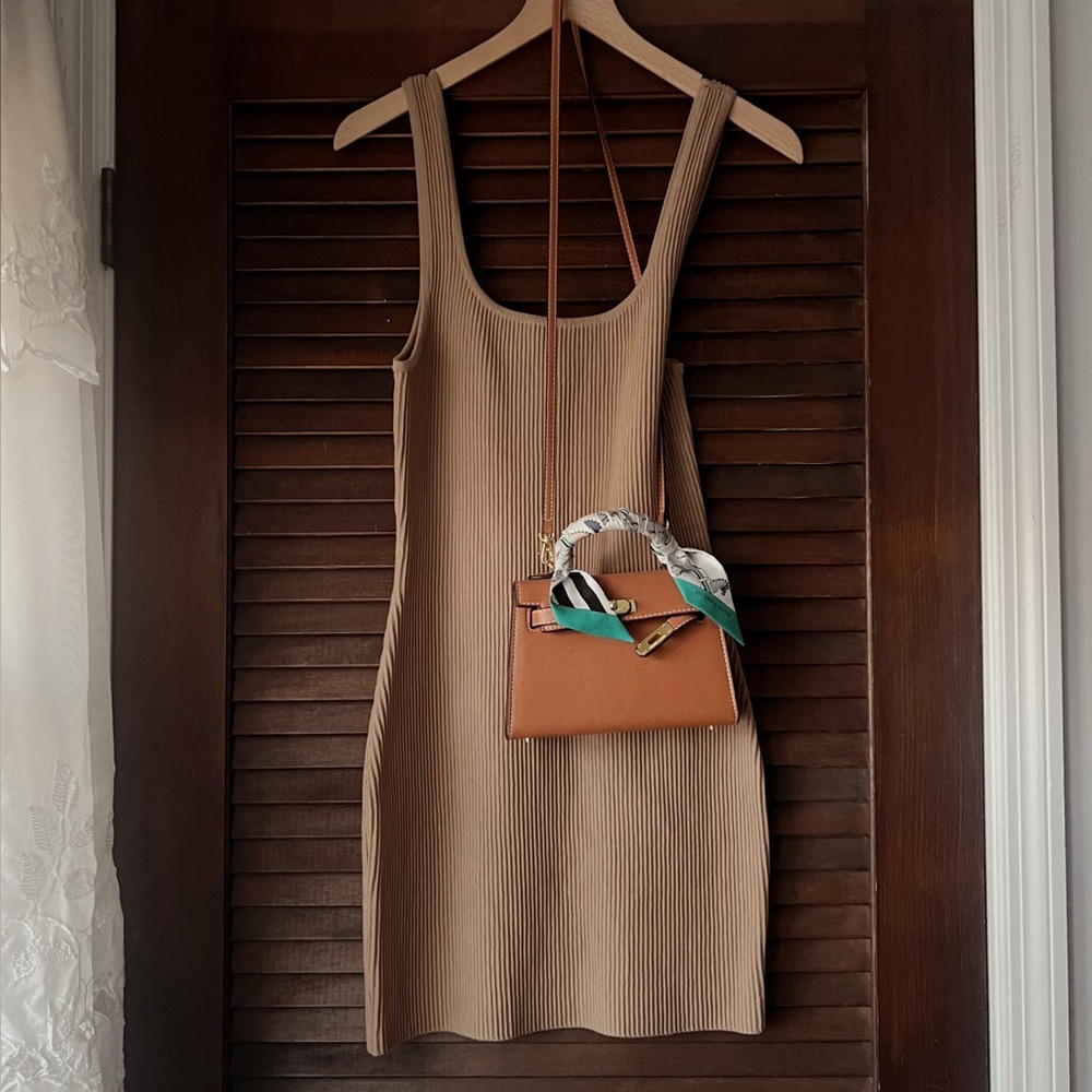 Ribbed Caramel Brown Sleeveless Fitted Dress